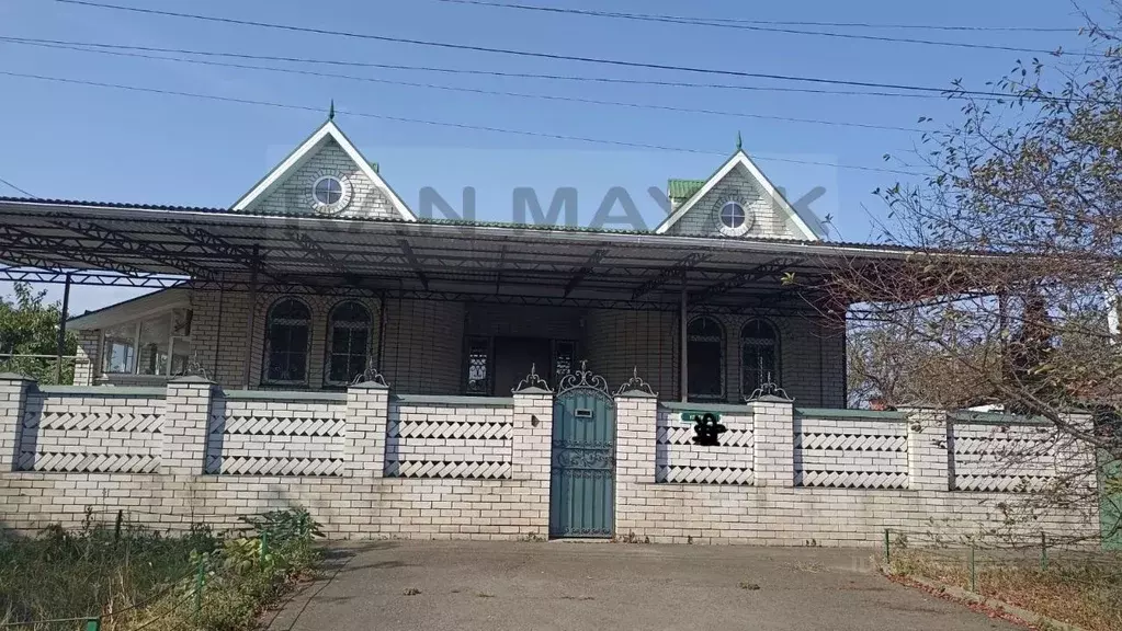 Дом в Адыгея, Майкоп ул. Бутаревского, 41 (302 м) - Фото 0