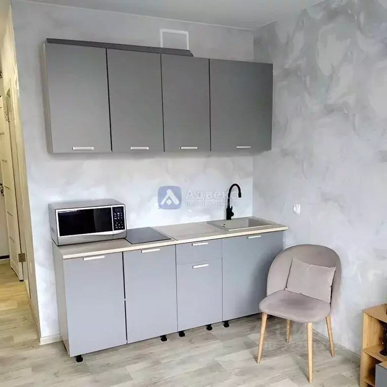 Студия Тюменская область, Тюмень Интернациональная ул., 199 (18.0 м) - Фото 1