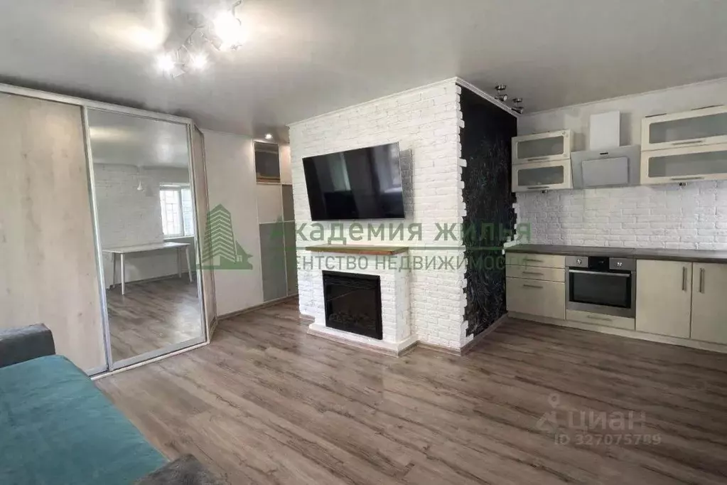 Студия Саратовская область, Саратов Дегтярная ул., 17 (31.0 м) - Фото 1