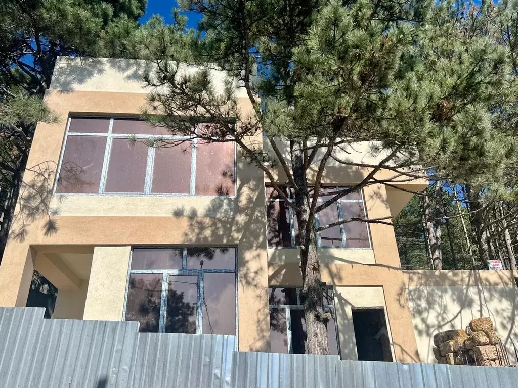 Дом в Крым, Ялта муниципальный округ, Гаспра пгт ул. Горького (255 м) - Фото 2