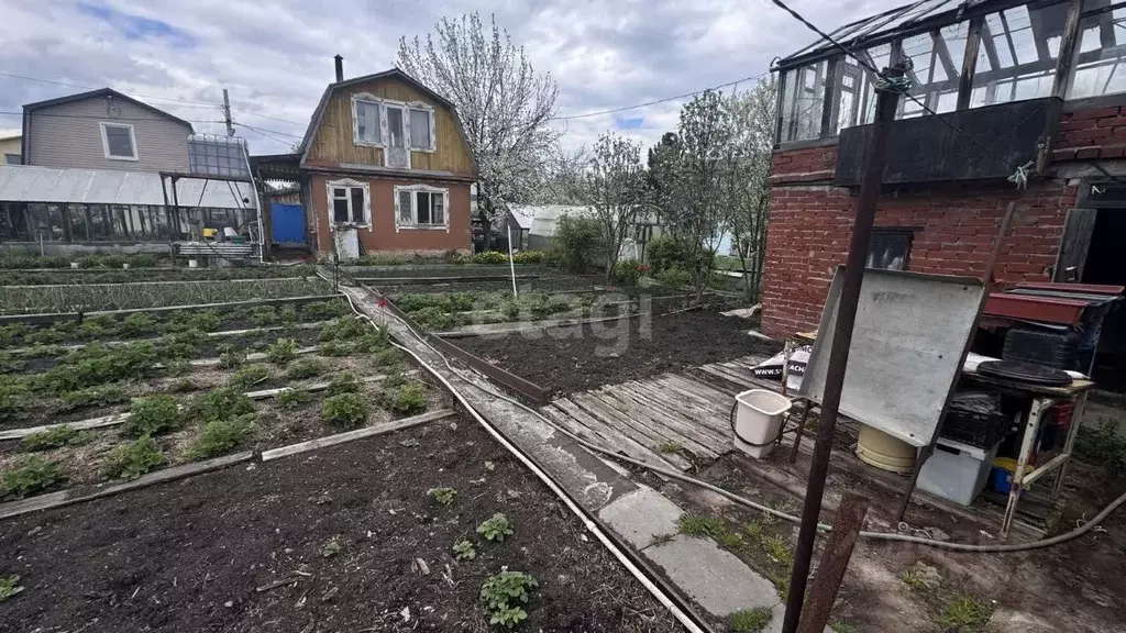 Дом в Свердловская область, Екатеринбург Архитектор-2 Нижне-Исетского ... - Фото 0