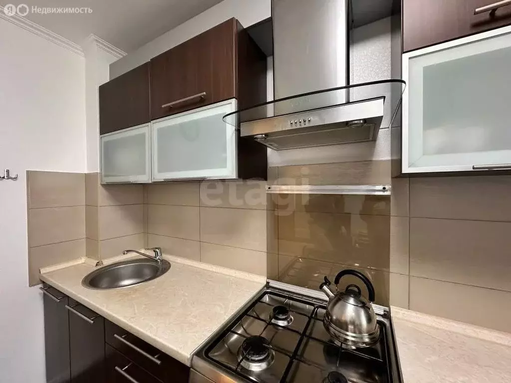 3-комнатная квартира: Калининград, улица Дзержинского, 38 (74 м) - Фото 2