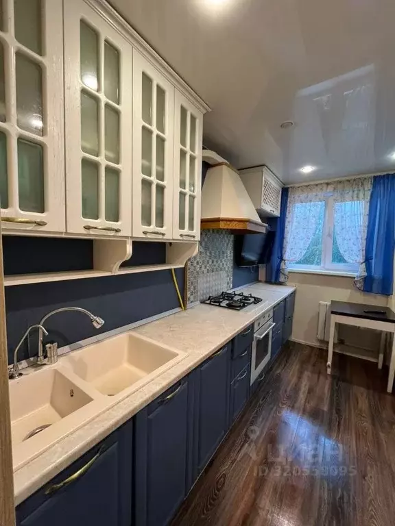 3-к кв. Свердловская область, Екатеринбург ул. Садовая, 9 (57.7 м) - Фото 1