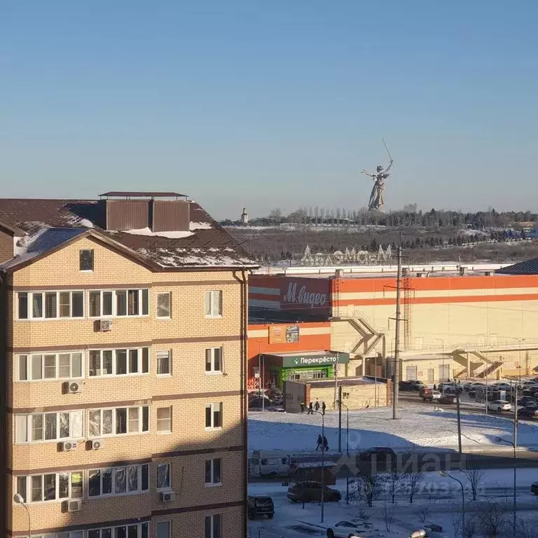 1-к кв. Волгоградская область, Волгоград ул. Покрышкина, 6 (37.0 м) - Фото 1