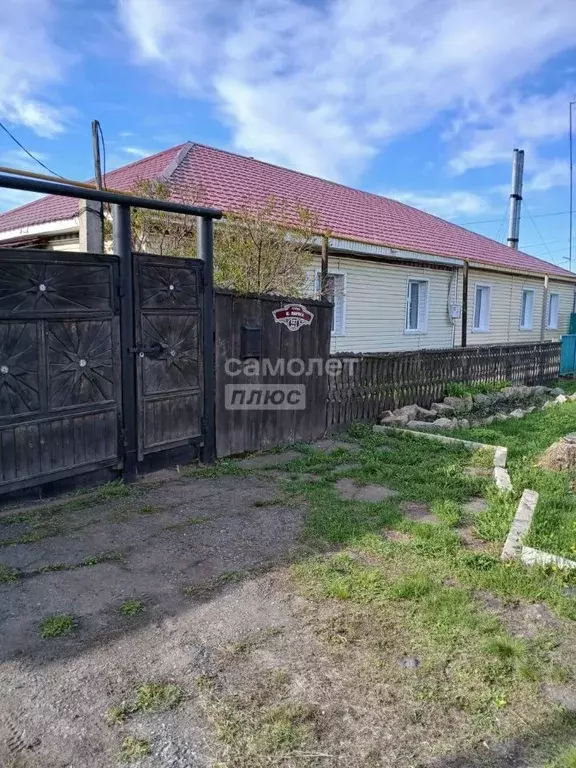 Дом в Омская область, Кормиловка рп ул. Карла Маркса (83 м) - Фото 1