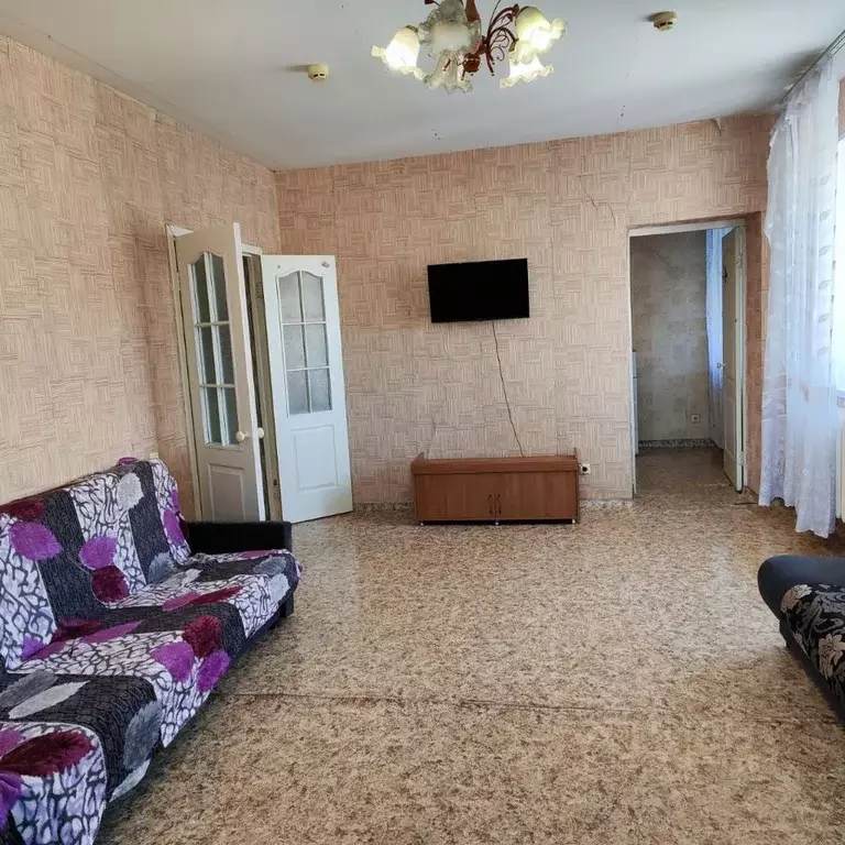 2-к кв. Красноярский край, Ачинск 4-й мкр, 42 (66.0 м) - Фото 1