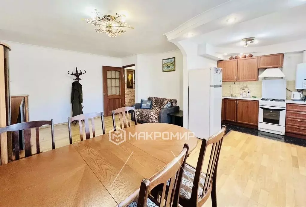 3-к кв. Татарстан, Казань ул. Саид-Галеева, 3 (62.0 м) - Фото 1