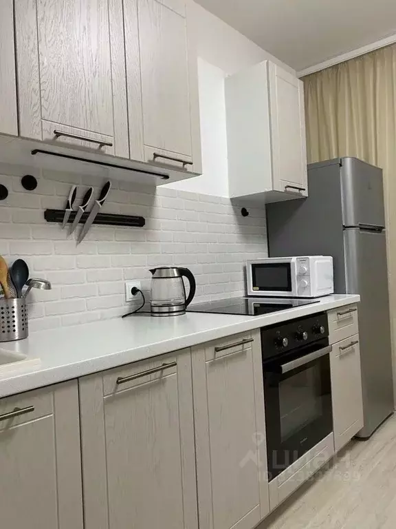 1-к кв. Свердловская область, Екатеринбург ул. Татищева, 177 (36.0 м) - Фото 1