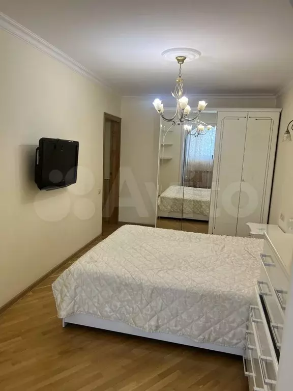 3-к. квартира, 70 м, 2/9 эт. - Фото 1