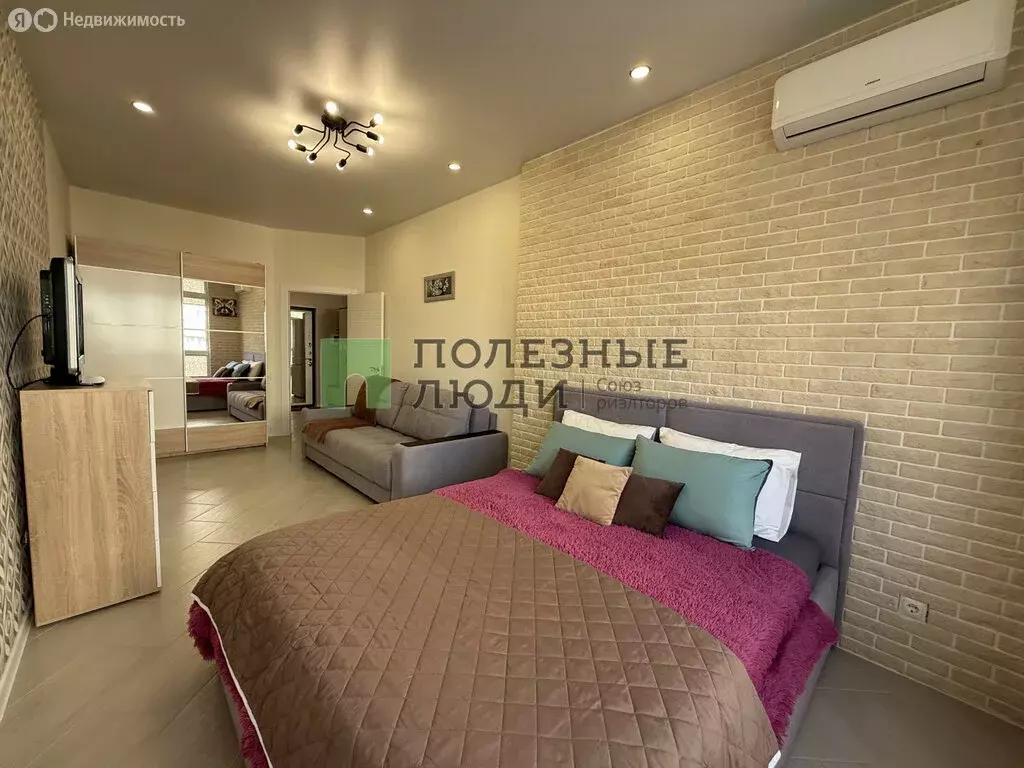 1-комнатная квартира: Геленджик, Геленджикский проспект, 4 (54 м) - Фото 1