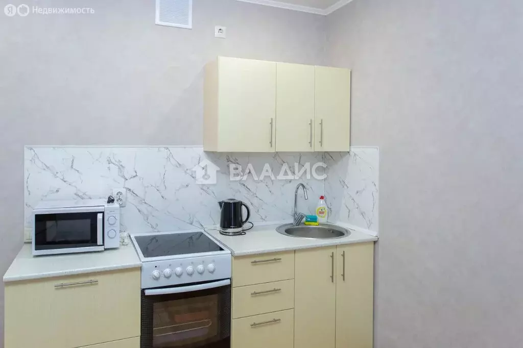 Квартира-студия: Тобольск, 15-й микрорайон, 34 (26 м) - Фото 1