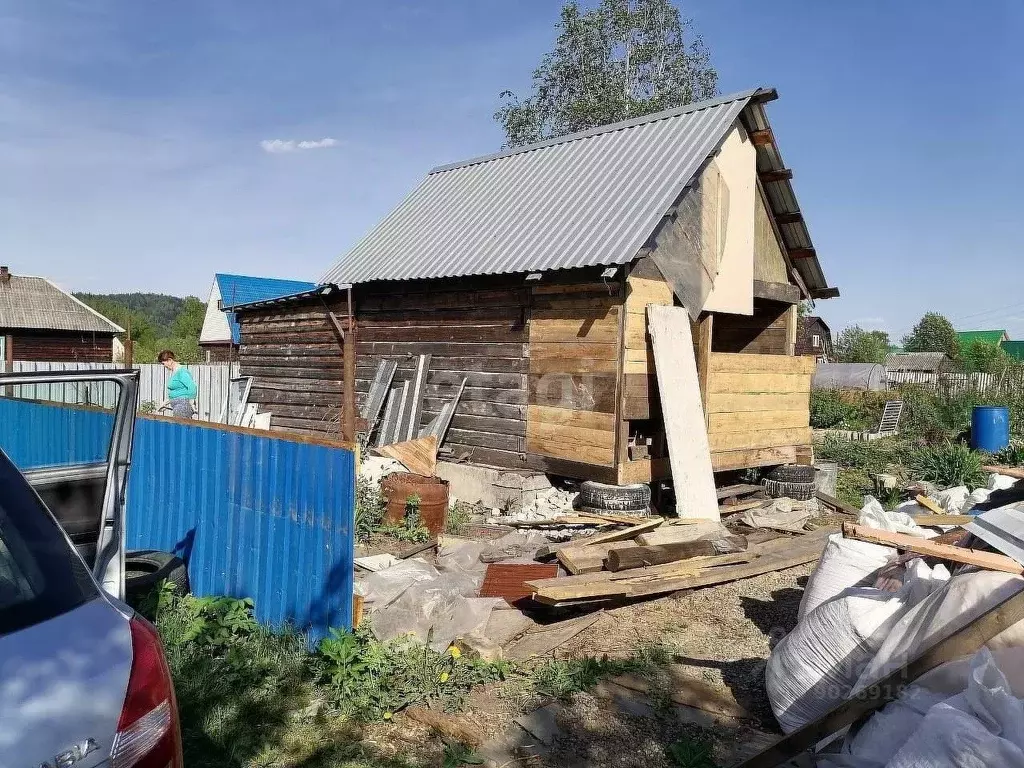 Дом в Кемеровская область, Междуреченск Рябинушка СНТ, 12-я линия (18 ... - Фото 1