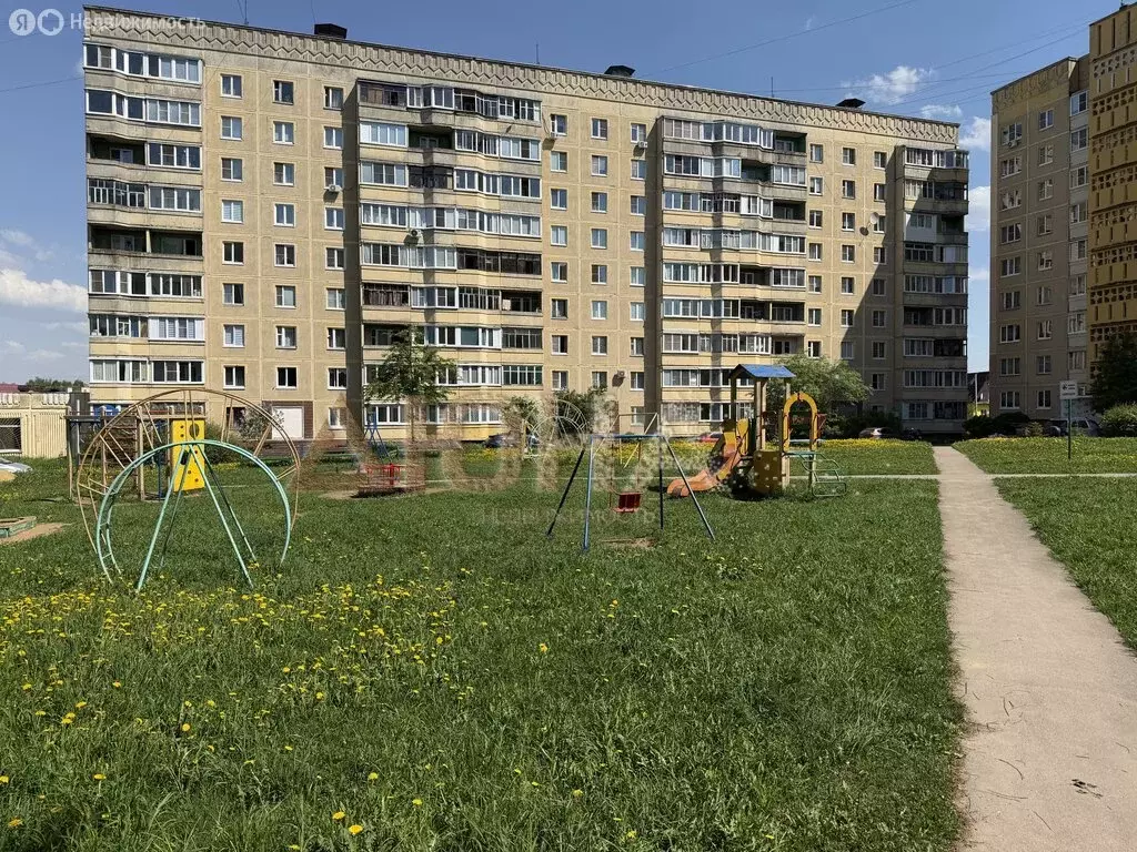 3-комнатная квартира: Кострома, микрорайон Малышково, Берёзовый ... - Фото 1
