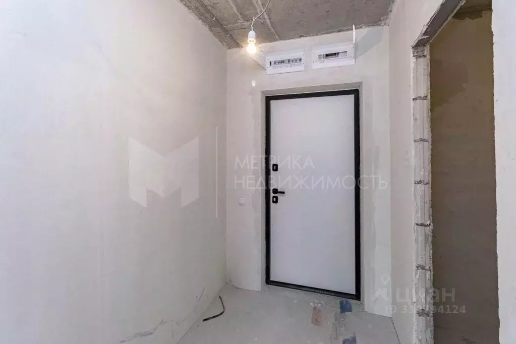 Студия Тюменская область, Тюмень Интернациональная ул., 199к9 (17.8 м) - Фото 0