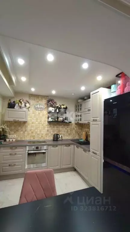 2-к кв. Волгоградская область, Волгоград ул. 8-й Воздушной Армии, 10а ... - Фото 2