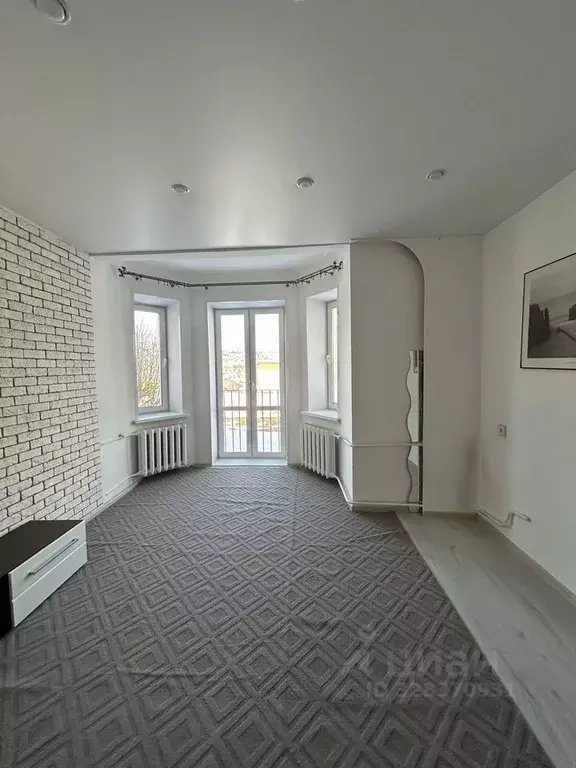 2-к кв. Московская область, Серпухов ул. Красных Партизан, 16 (56.0 м) - Фото 2