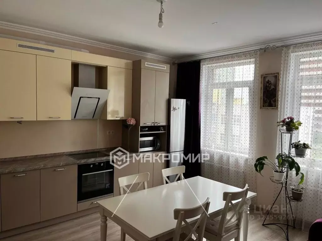 3-к кв. Санкт-Петербург ул. Среднерогатская, 13к2 (75.0 м) - Фото 1