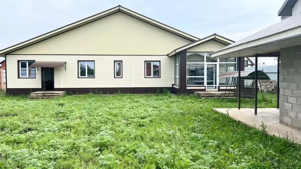 Дом в Башкортостан, Стерлитамакский район, Отрадовский сельсовет, с. ... - Фото 2