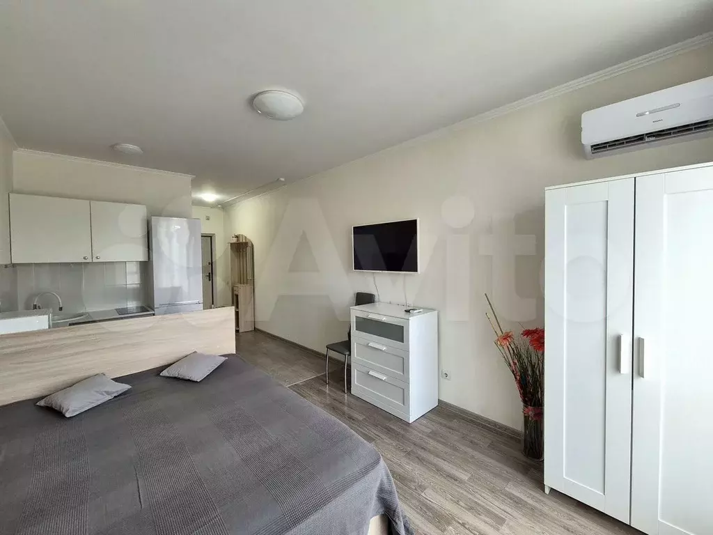 Квартира-студия, 30 м, 8/15 эт. - Фото 0