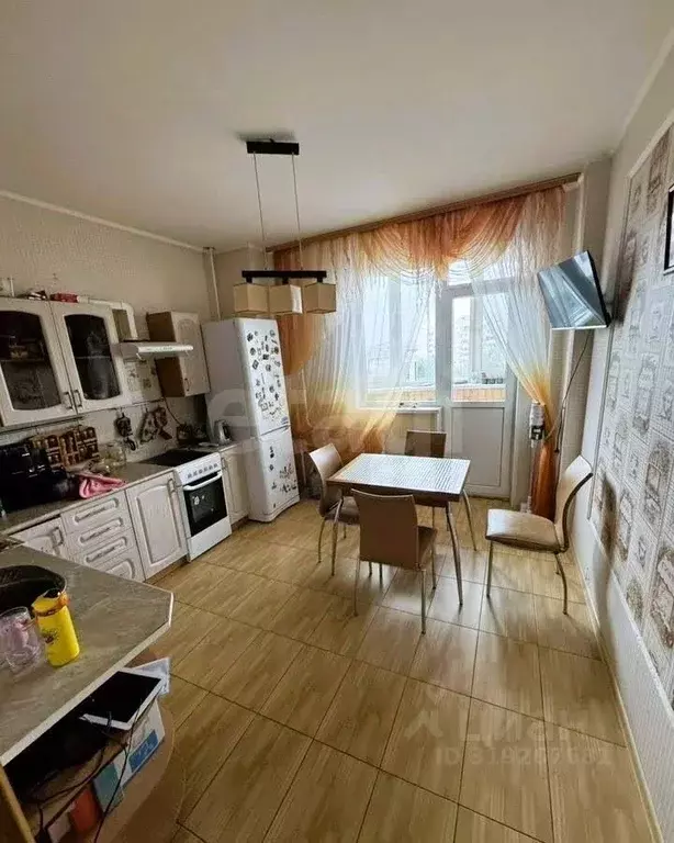 2-к кв. Белгородская область, Белгород ул. Апанасенко, 97 (86.0 м) - Фото 0