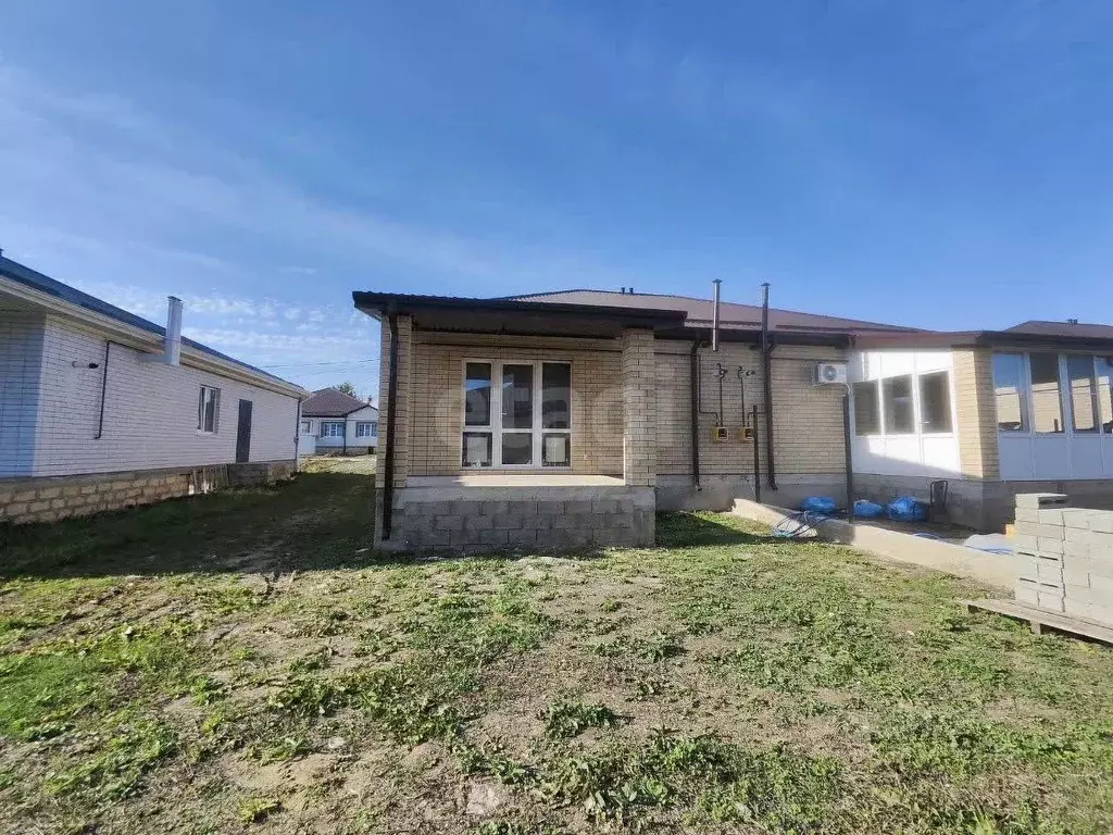 Дом в Ставропольский край, Михайловск Шпаковский район, ул. Александра ... - Фото 2