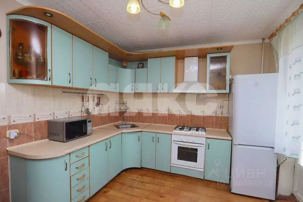 2-к кв. Липецкая область, Липецк Октябрьская ул., 74 (71.8 м) - Фото 1