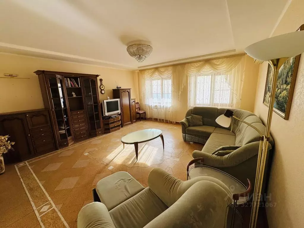 2-к кв. Астраханская область, Астрахань пер. Чернышова, 1/81/108 (74.0 ... - Фото 1