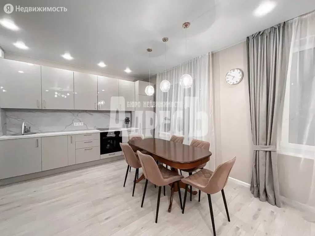 3-комнатная квартира: Обнинск, проспект Ленина, 219 (80 м) - Фото 0