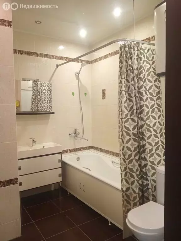 Квартира-студия: Ижевск, улица Михаила Петрова, 43к1 (44.1 м) - Фото 1