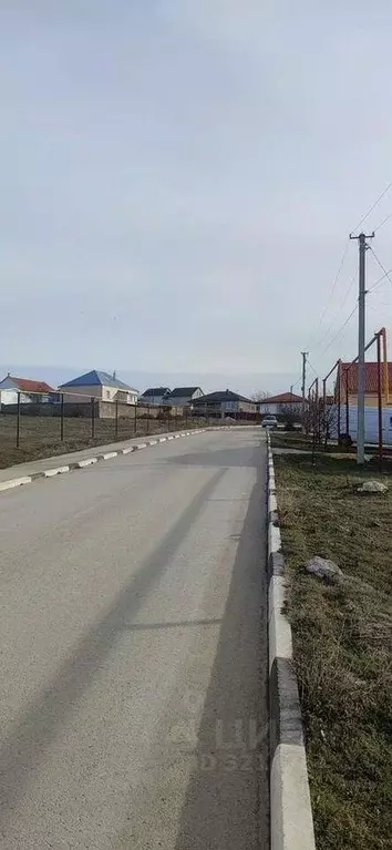 Участок в Крым, Бахчисарай ул. Имени Алиме Абденнановой, 21 (6.0 сот.) - Фото 0