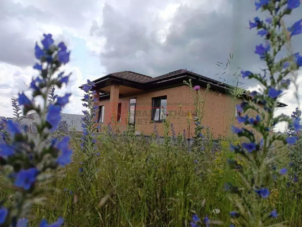 Дом в Белгородская область, Старый Оскол ул. Аквамариновая, 45 (120 м) - Фото 1