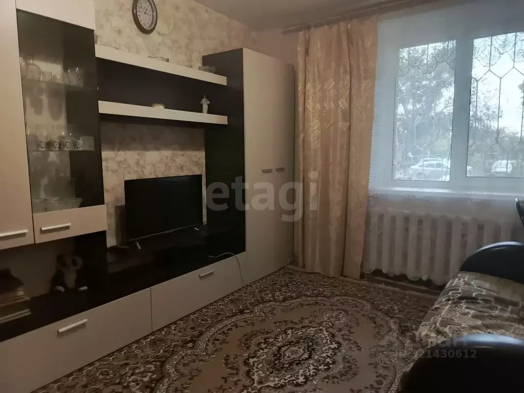 1-к кв. Саратовская область, Энгельс 2-й мкр, 39 (28.3 м) - Фото 0