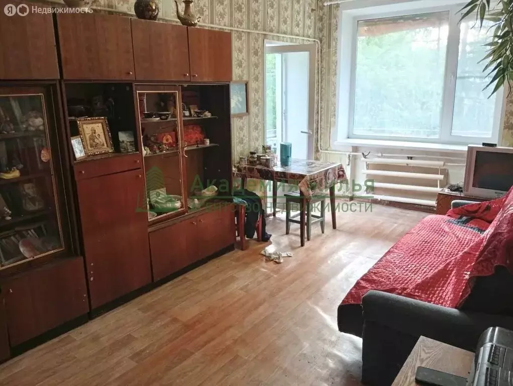 3-комнатная квартира: Нижний Новгород, проспект Ильича, 27 (64.5 м) - Фото 1