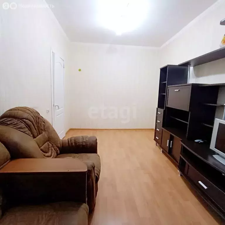 1-комнатная квартира: Новый Уренгой, Юбилейная улица, 1А (59.8 м) - Фото 2