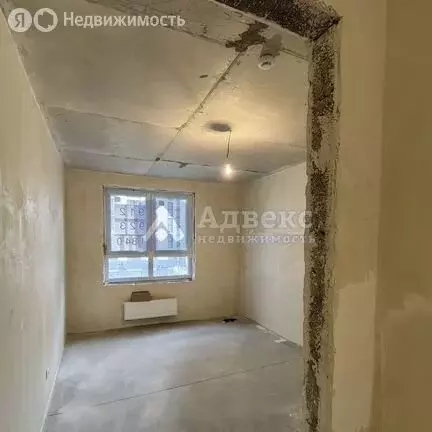 2-комнатная квартира: Тюмень, улица Николая Глебова, 3 (64.9 м) - Фото 1