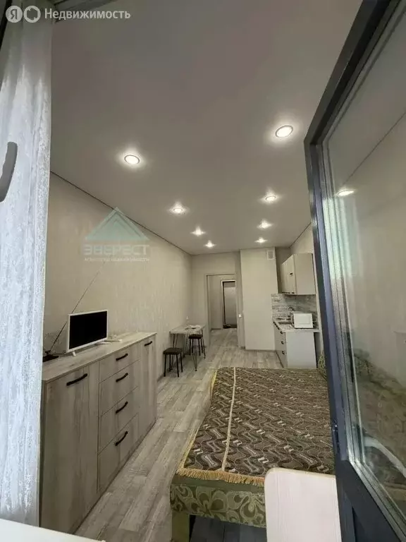 Квартира-студия: Абакан, улица Богдана Хмельницкого, 242к3 (25.2 м) - Фото 2