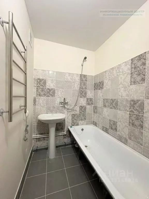 3-к кв. Псковская область, Псков Инженерная ул., 134 (84.4 м) - Фото 2