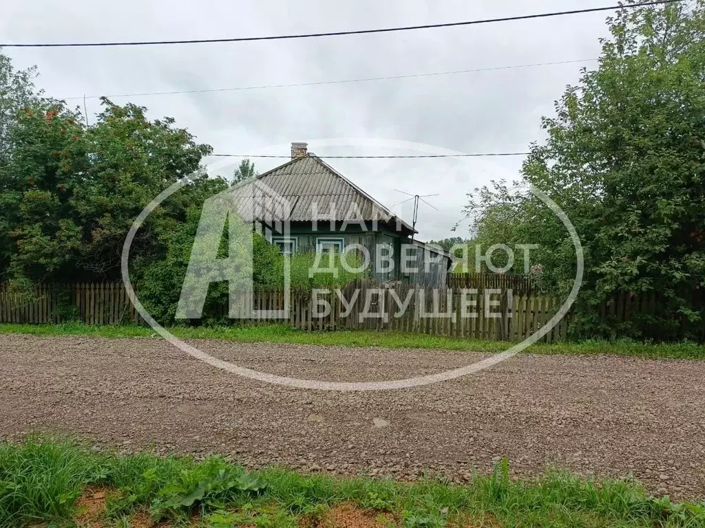 Дом в Пермский край, Чусовской муниципальный округ, д. Кряж ул. ... - Фото 1