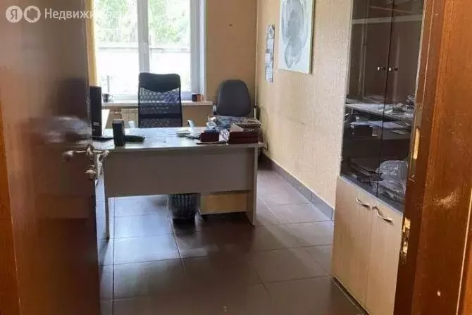 Помещение свободного назначения (240 м) - Фото 1