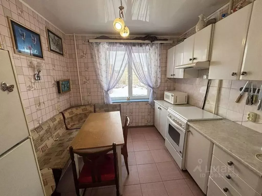 3-к кв. Башкортостан, Уфа ул. Степана Кувыкина, 1 (67.2 м) - Фото 1