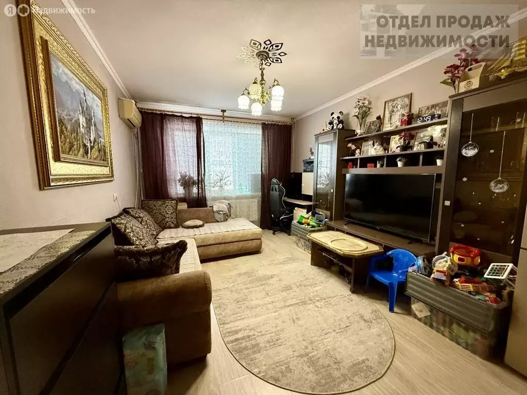 3-комнатная квартира: Крымск, Вишнёвая улица, 2 (68.8 м) - Фото 1