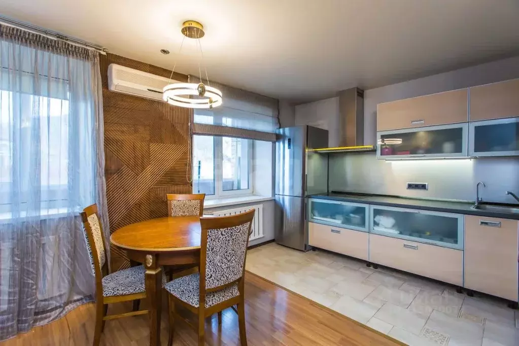 3-к кв. Приморский край, Владивосток ул. Давыдова, 35 (75.6 м) - Фото 0