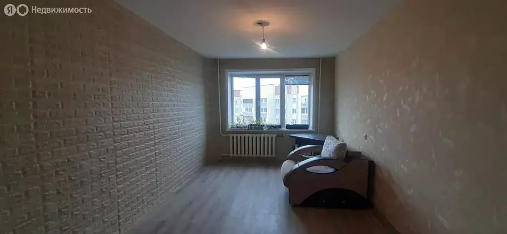 3-комнатная квартира: Курган, Солнечный бульвар, 17 (62.6 м) - Фото 1