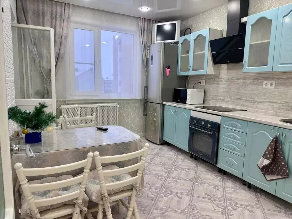 2-к кв. Ямало-Ненецкий АО, Салехард ул. Манчинского, 20 (69.0 м) - Фото 1