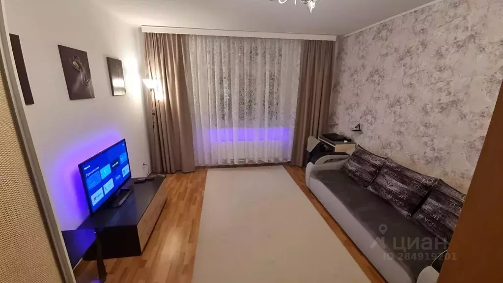 1-к кв. Свердловская область, Екатеринбург ул. Орденоносцев, 8 (47.0 ... - Фото 1