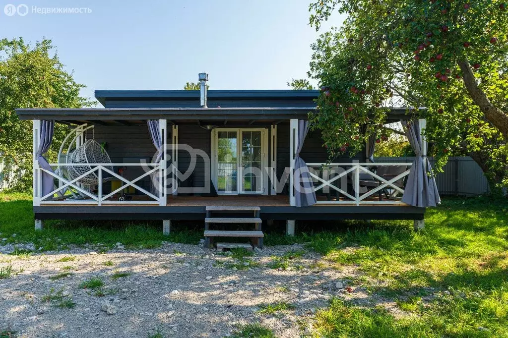 Дом в посёлок городского типа Янтарный, СНТ Садовник, Изумрудная улица ... - Фото 1