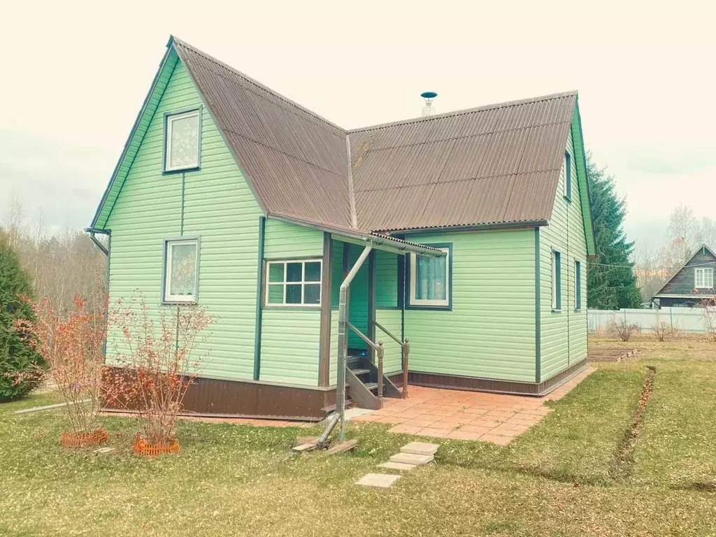 Дом в Ленинградская область, Киришский район, Пчевжинское с/пос, пос. ... - Фото 1