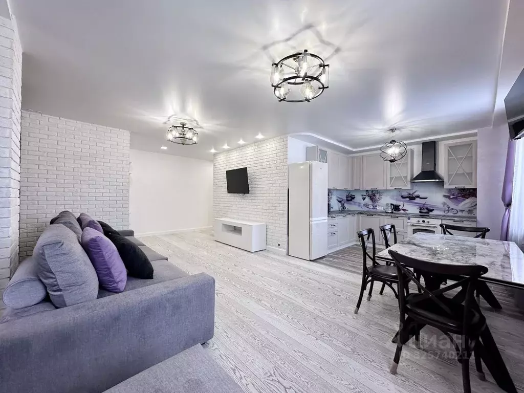 3-к кв. Новосибирская область, Новосибирск Стартовая ул., 1 (100.0 м) - Фото 1