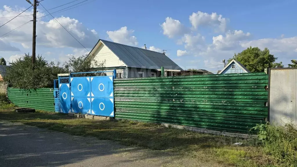 Дом в Оренбургская область, Оренбургский район, с. Южный урал Сельский ... - Фото 0