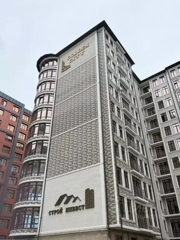 2-к кв. Кабардино-Балкария, Нальчик ул. Тлостанова (72.5 м) - Фото 1